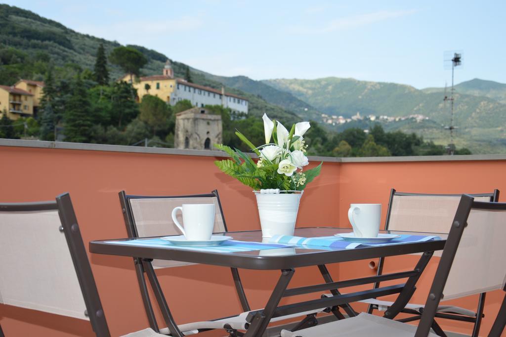 Il Cuore Del Borgo - Holiday Home Borgomaro Exterior foto